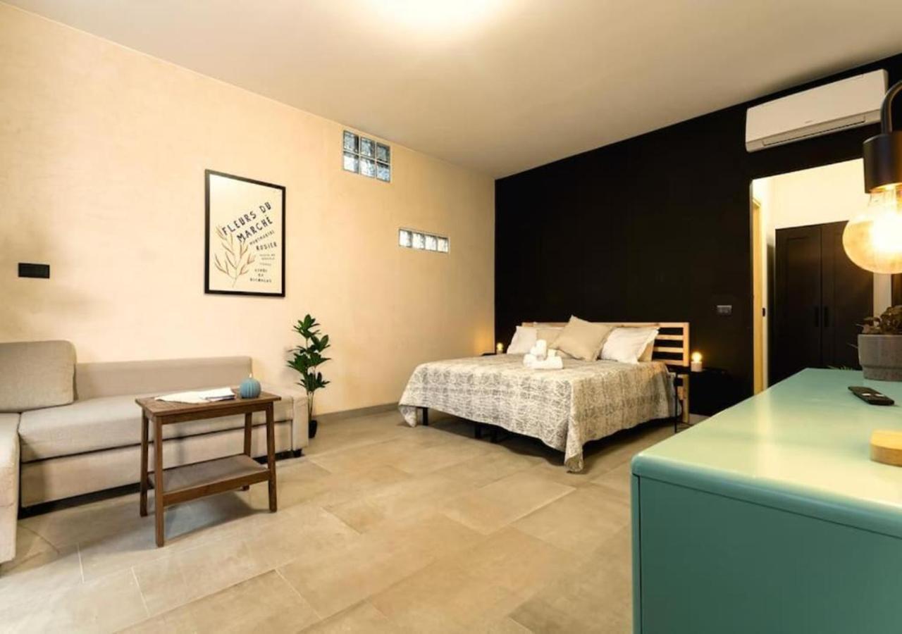 Residence La Corte - Bilocale 3 Новара Экстерьер фото